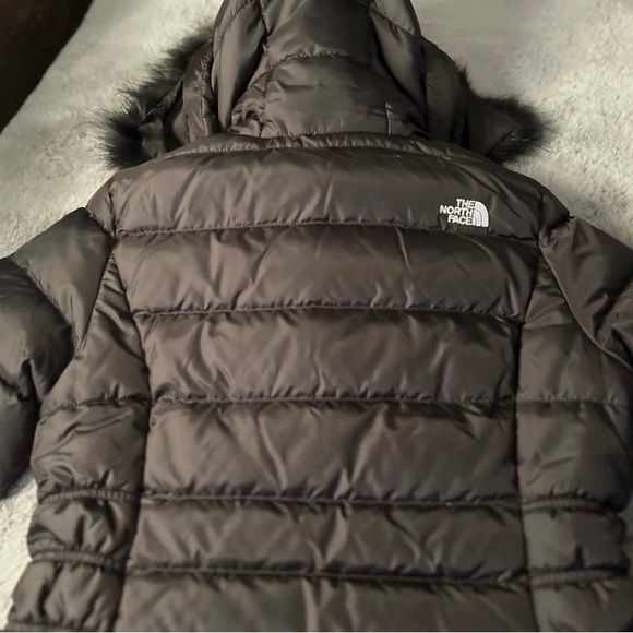 The North Face Women's Gotham Jacket - Picture 3 of 9